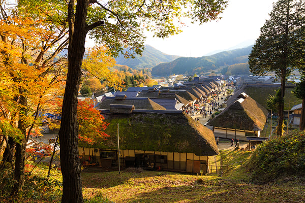 駛入日本的原風景。
