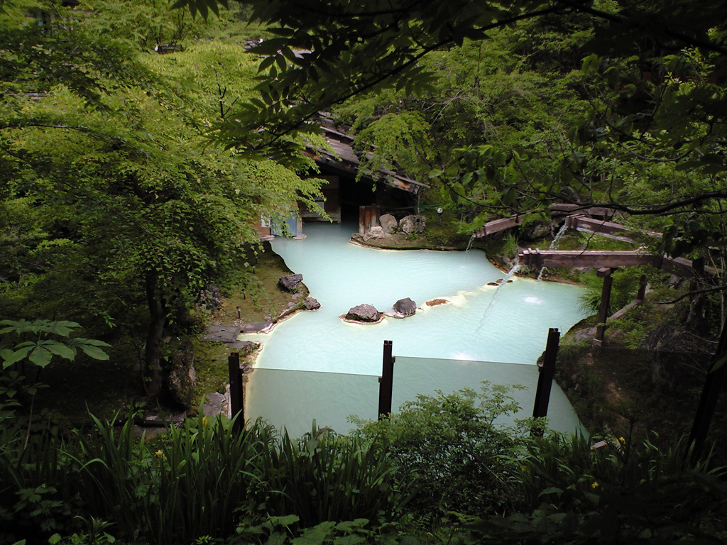 Shirahone Onsen